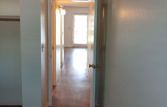 1 bed, 1 bath, 525 sqft, $949, Unit 151