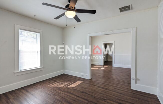 Adorable 3/2 Now Available For Rent In Grahamwood!