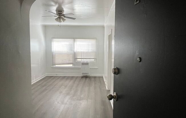 Studio, 1 bath, 575 sqft, $1,295, Unit 204