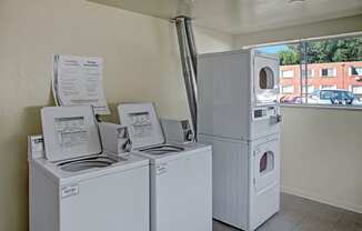 Bristol Square Resident Laundry Room Apartments in Colorado Springs, CO