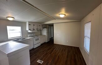 2 beds, 2 baths, $695