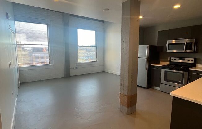 1 bed, 1 bath, 600 sqft, $1,495, Unit 802