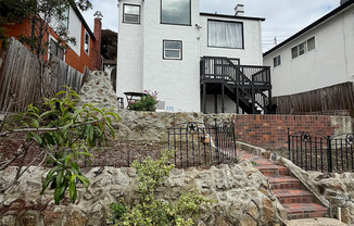 716 GATEVIEW AVE
