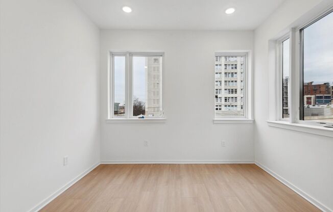 245 N 12th St