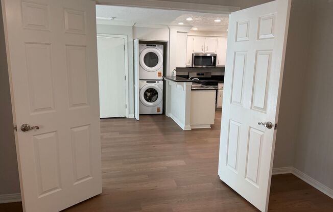 1 bed, 1 bath, 586 sqft, $2,350, Unit 207