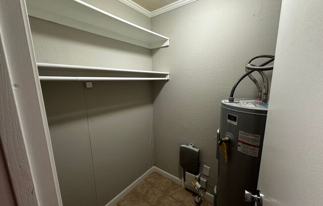 Studio, 1 bath, 348 sqft, $719, Unit 5845 UD