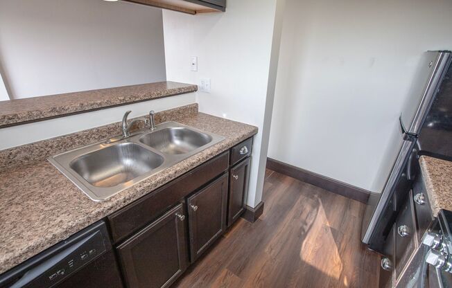 Studio, 1 bath, 459 sqft, $1,235, Unit 705