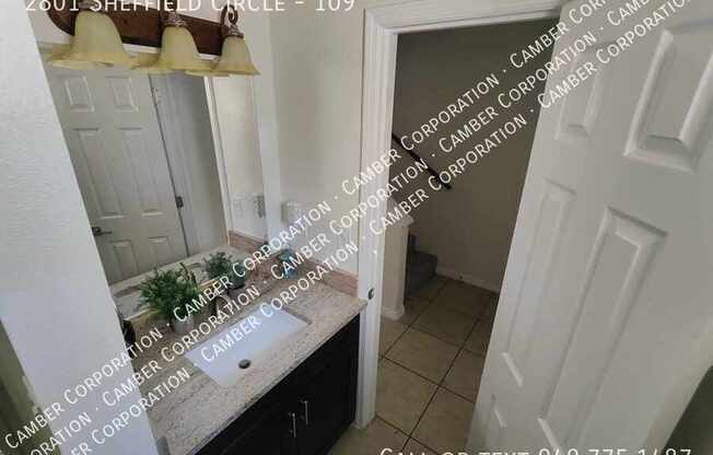 2801 SHEFFIELD CIR