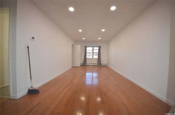 2 beds, 1 bath, 900 sqft, $2,500, Unit 2