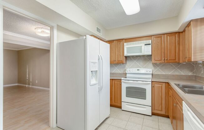 2 bedroom, 2 bath Condo off Greenville near Central Market