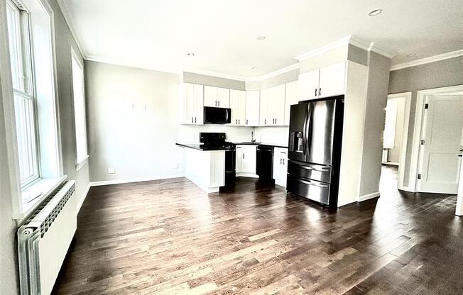 60 11 56 AVE