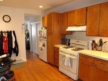 415 SOMERVILLE AVE