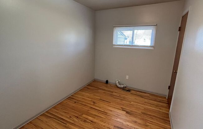 3 beds, 1 bath, $1,750