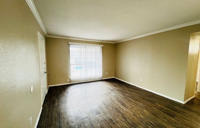 1 bed, 1 bath, 666 sqft, $1,175, Unit 2-256