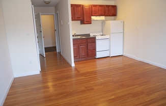 Studio, 1 bath, 999 sqft, $1,995, Unit 25