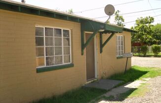 Cozy 2-Bedroom Home in Tempe - Great Location!
