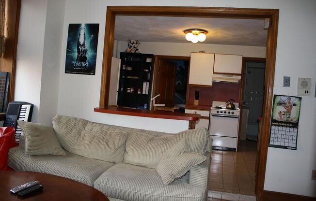 21 Phillips St #3C Boston MA 02114