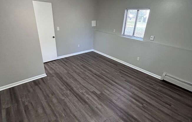 1 bed, 1 bath, 900 sqft, $995, Unit 923