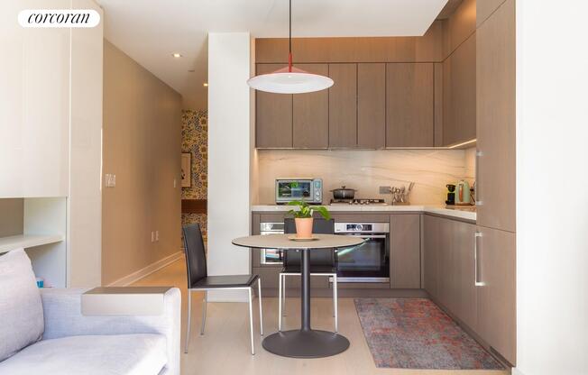Studio, 1 bath, 566 sqft, $6,995, Unit N11E