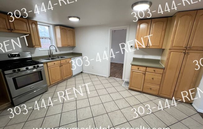 2 beds, 1 bath, $1,945