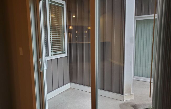 1 bed, 1 bath, $1,125, Unit 122