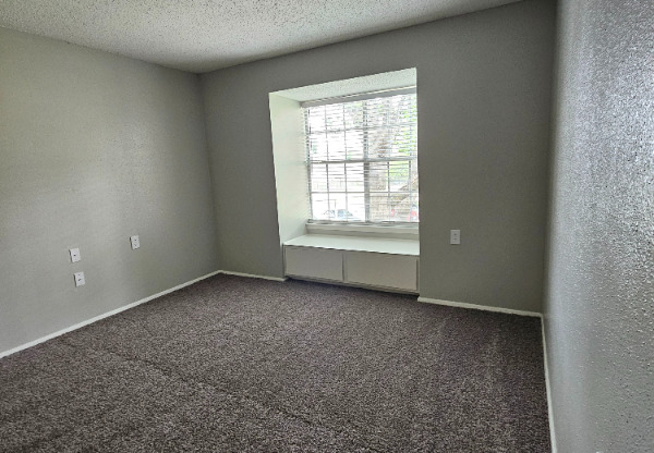 3501 RENZEL BLVD