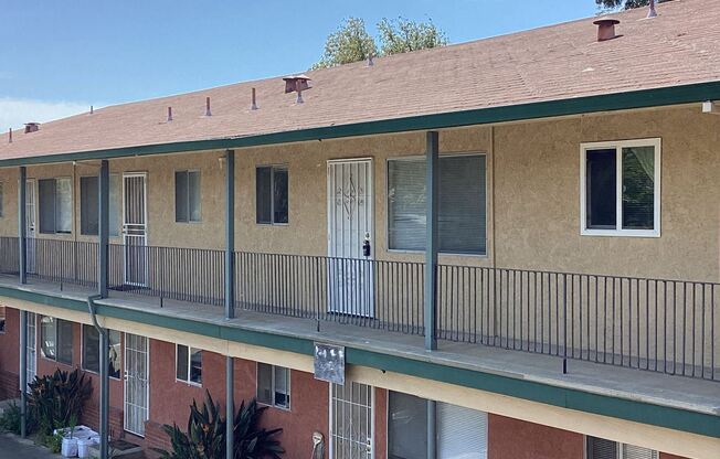 37847 Niles Blvd