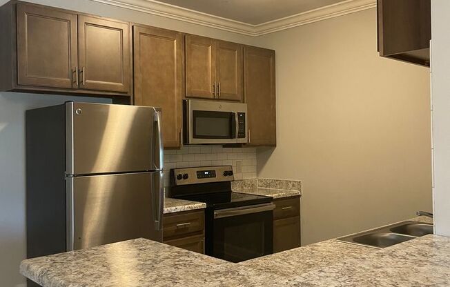 1 bed, 1 bath, 848 sqft, $775, Unit 51