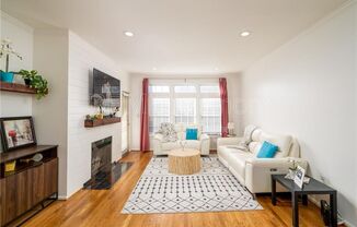 220 Renaissance Parkway Northeast