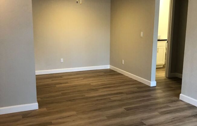 2 beds, 2 baths, 883 sqft, $1,240, Unit 131