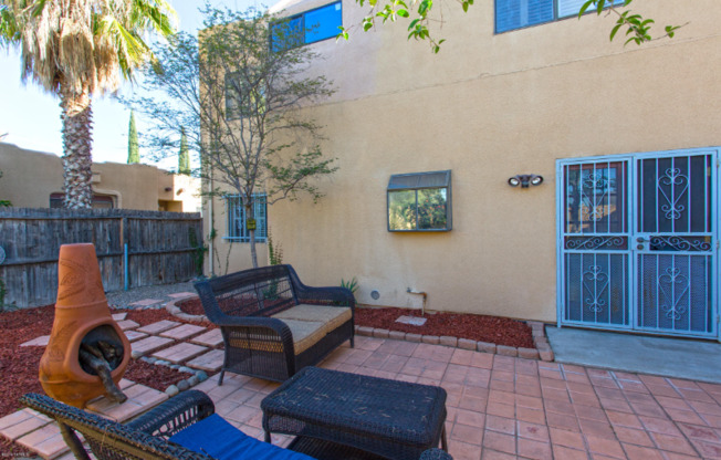 3359 E POPINAC LOOP