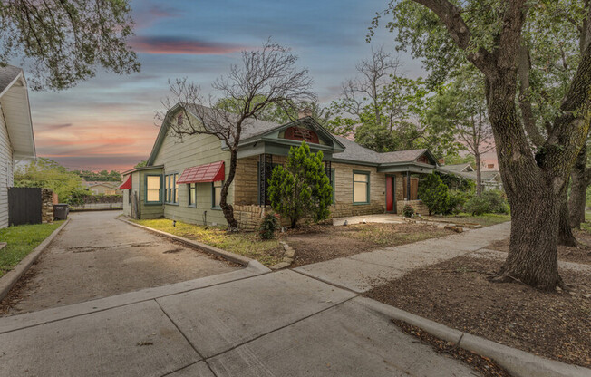4005 LAFAYETTE AVE