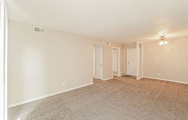 2 beds, 1.5 baths, 874 sqft, $1,075