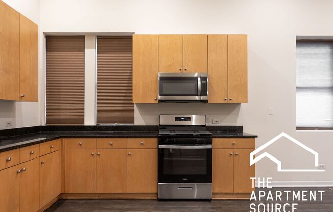 1260 N Greenview Ave.