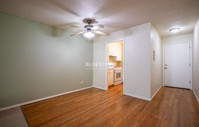 2 beds, 1 bath, 740 sqft, $1,500, Unit 209
