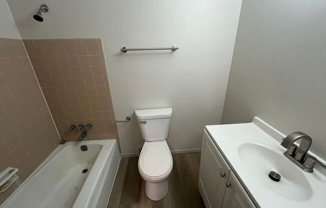 1 bed, 1 bath, $995, Unit 150
