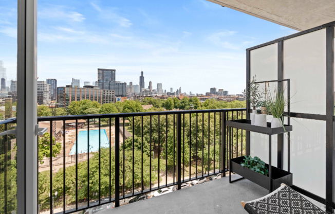 139 N ASHLAND AVE