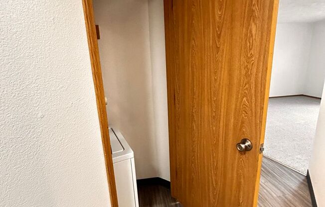 1 bed, 1 bath, 660 sqft, $1,250, Unit W - 043