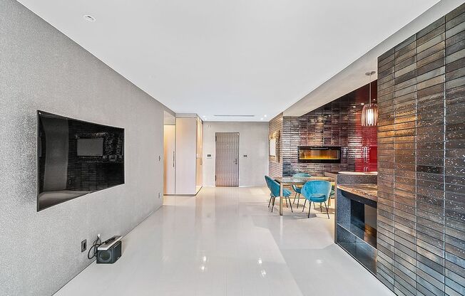 64 33 99 ST