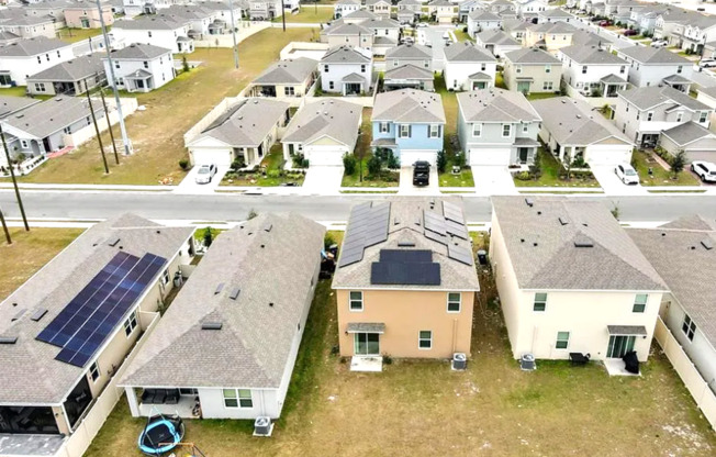 5 beds, 3 baths, $2,800