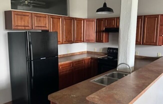 1 bed, 1 bath, 850 sqft, $1,350, Unit 303