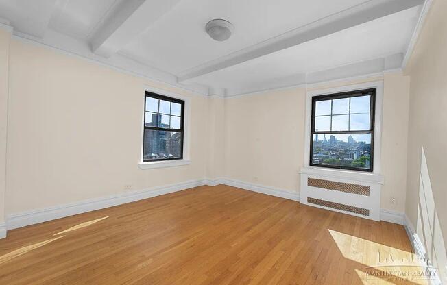 1 bed, 1 bath, $8,400, Unit 3J