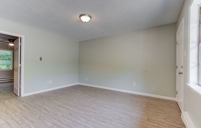 1 bed, 1 bath, 689 sqft, $725, Unit Apartment 07