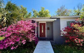 Charming 3-Bedroom Home Near NAS & Downtown Jacksonville!
