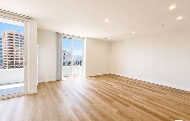 2 beds, 3.5 baths, 3,062 sqft, $10,000, Unit 1804