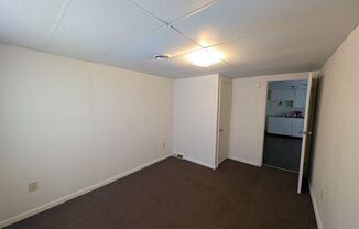 1023-1025 Cascade St