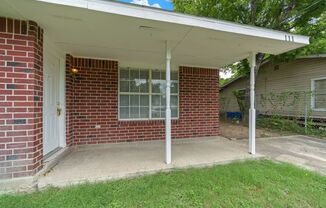 2 beds, 1 bath, $1,200