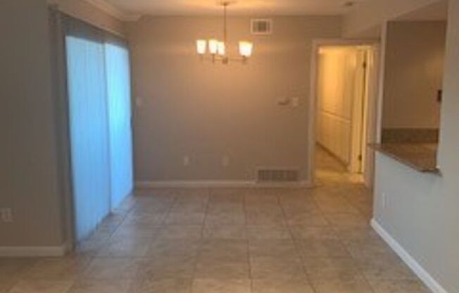 2 beds, 2 baths, $2,590, Unit 3