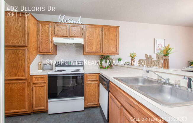 402 DELORIS DR
