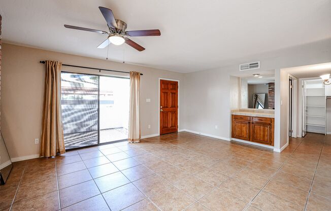 2 beds, 2 baths, $1,575